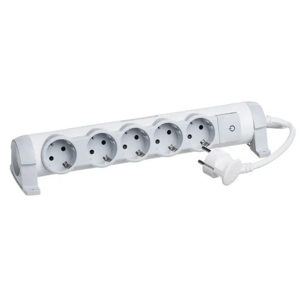 Подовжувач 5вх 2К+З 1,5м комфорт Legrand